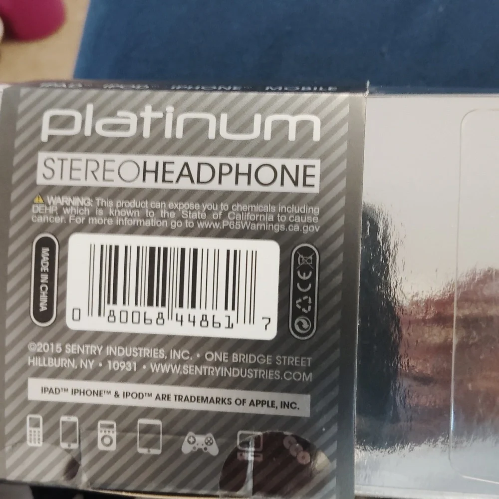 Platinum in line 🎤 microphone and stereo headphones